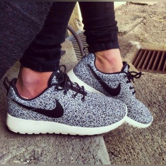 Speckled Nike Roshe Run, Black, White, Nike, Roshe Running shoes - Picture 9 of 9